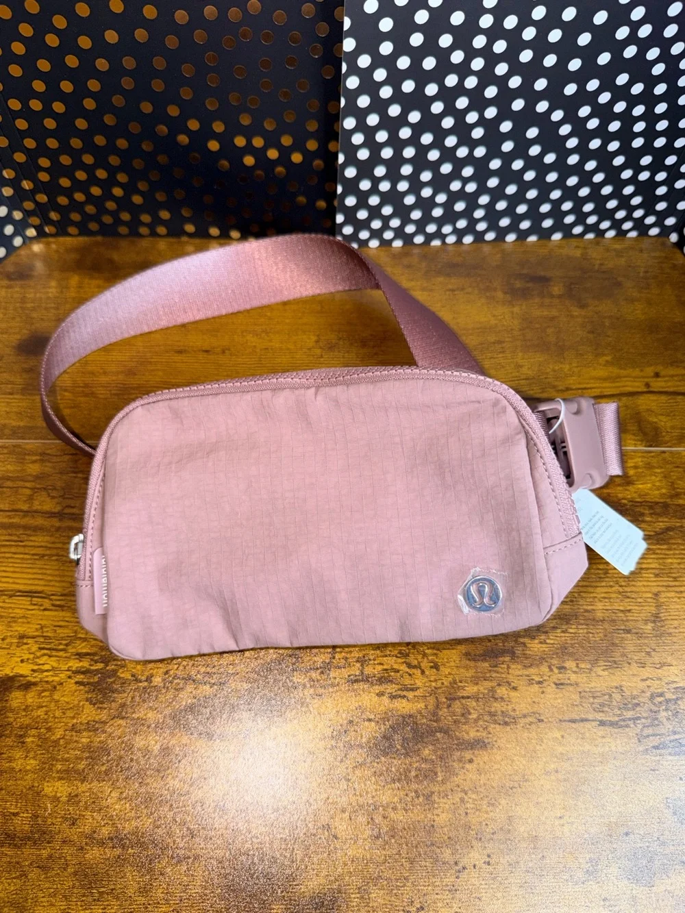Lululemon Everywhere Belt Bag in Twilight Rose